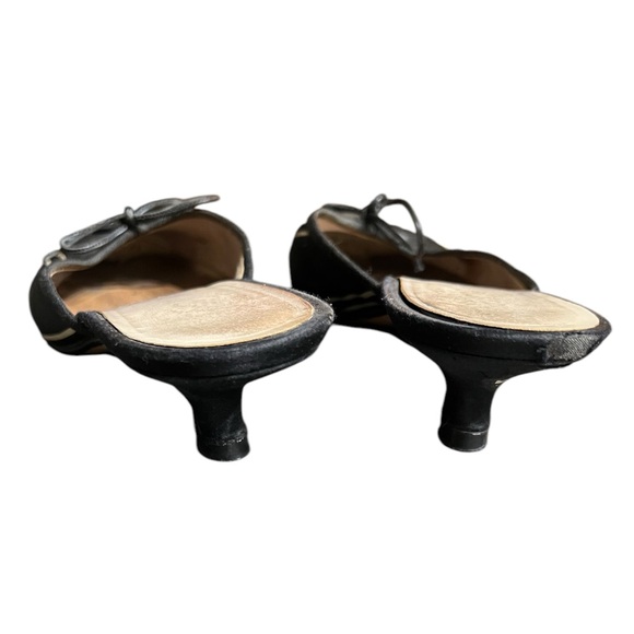 Vintage CHANEL Satin Cap Toe Mule Kitten Heels 39.5 CC Bow AUTHENTIC - Picture 5 of 13